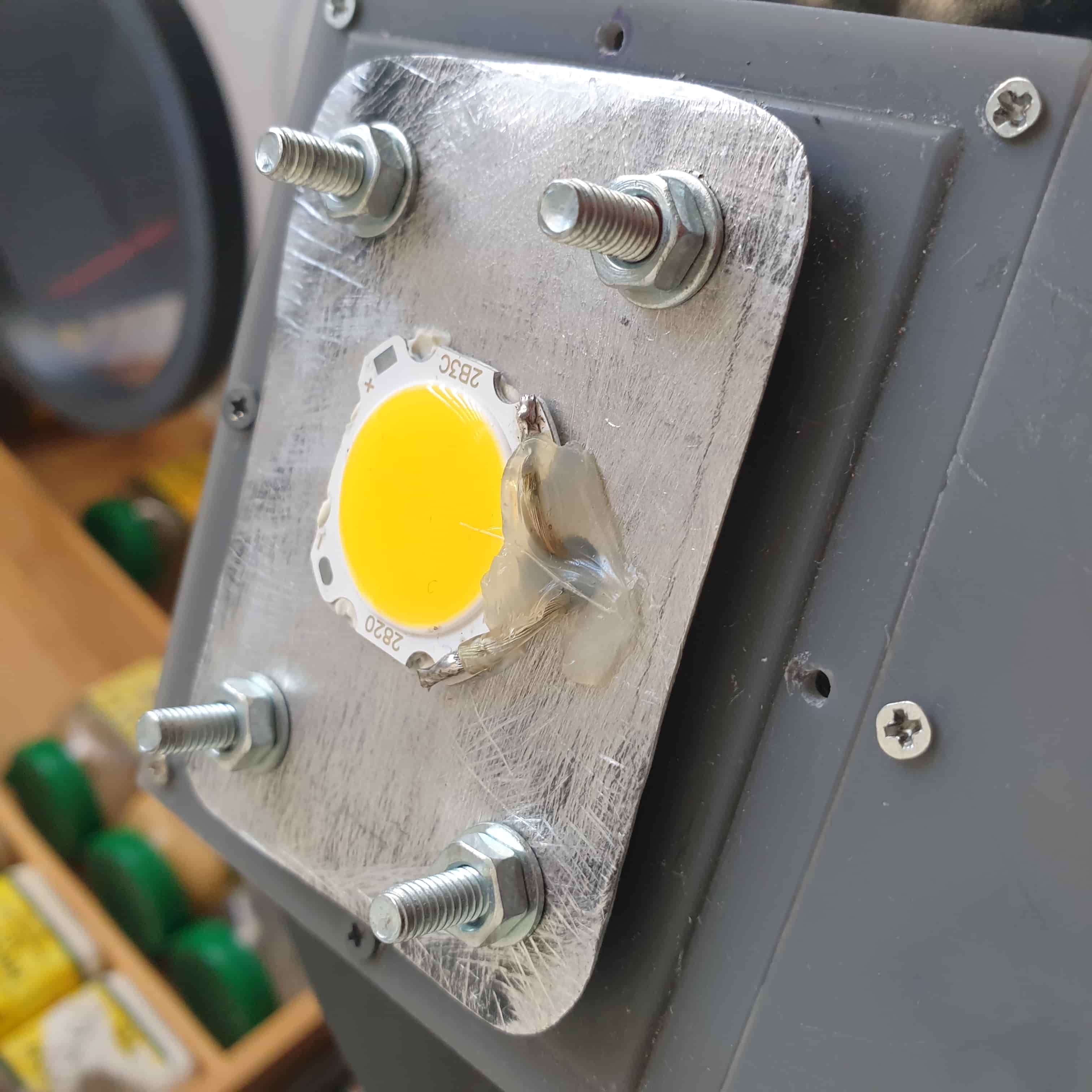 Unfinished solar light heatsink and led